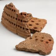 Фрагменты ямочно-гребенчатой керамики. IIтыс. до н.э. Стоянка ЧерангаI