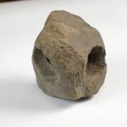 Перфорированный камень. Диабаз. VII-V тыс.до н.э. Стоянка Суна XII
