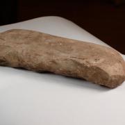 Шлифовальная плита. Сланец. I тыс.до н. э. Стоянка Черанга III